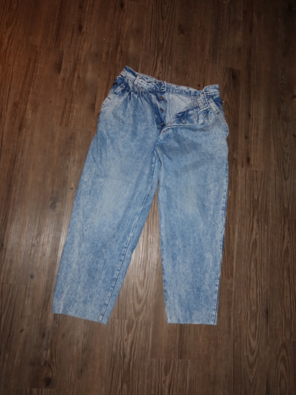 Light Blue Acid-Wash Women’s Foldover Ankle Jeans - Classic Casual Style